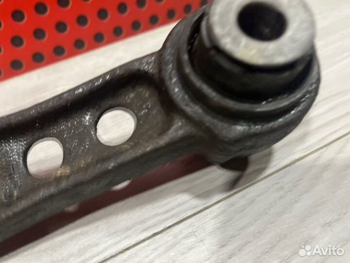 Рычаг подвески передний правый Land Rover Range