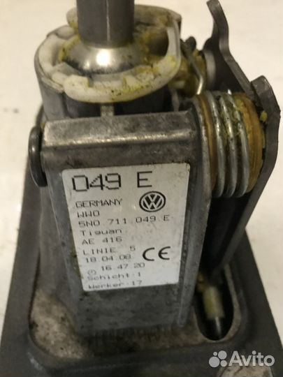 Кулиса VW Tiguan Sharan 5N0711050 мех 2008-16г