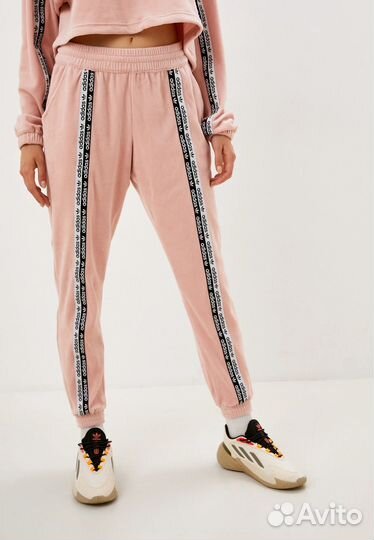 Спортивный костюм женский Adidas Originals