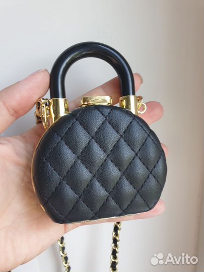 Мини сумочка Chanel с зеркалом