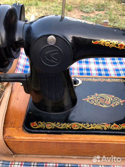 Швейная машина