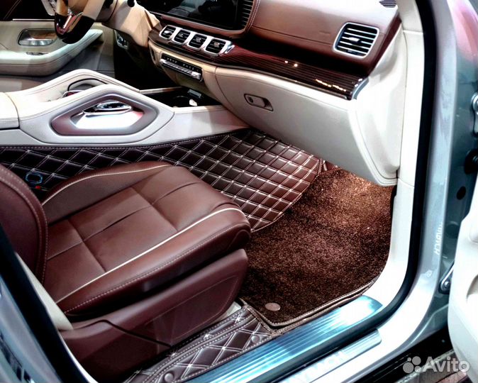 Коврик в багажник на Mercedes-Benz Maybach GLS 2021г