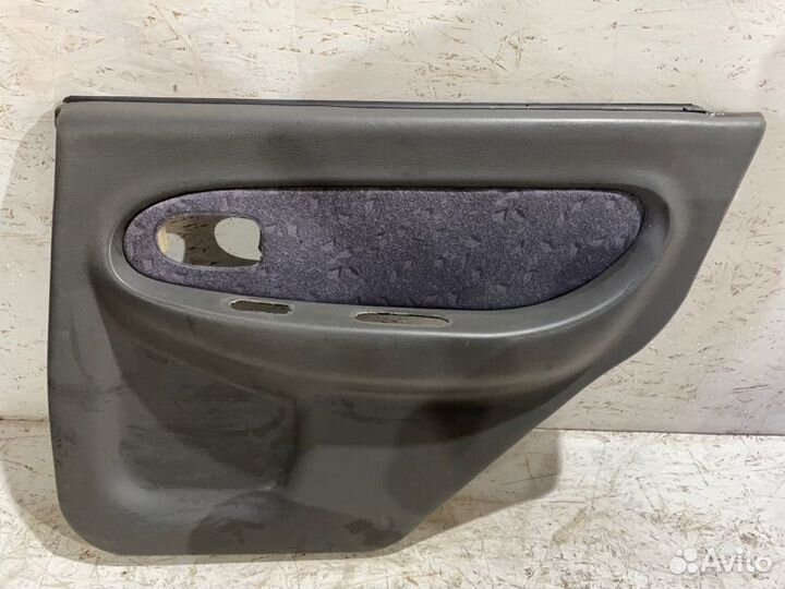Обшивка боковой двери Kia Spectra седан S6D 2008
