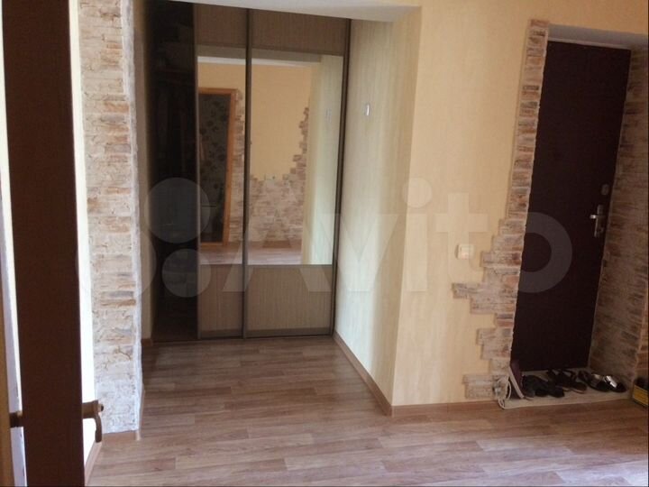 2-к. квартира, 71 м², 4/5 эт.