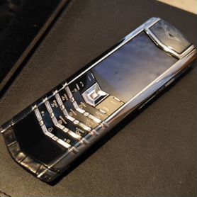 Vertu Signature S Design Stainless Steel, 4 ГБ