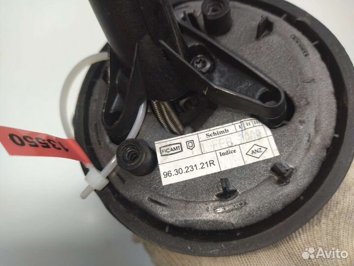 Зеркало левое Renault Logan 1 963032121R