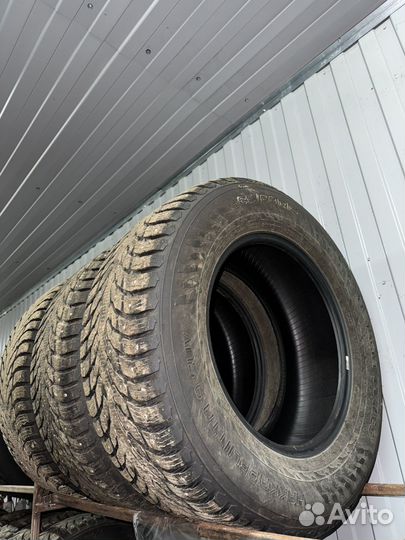 Nokian Tyres Hakkapeliitta 9 SUV 285/60 R18 116T