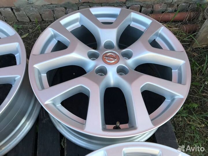 Оригинальные диски Nissan r18