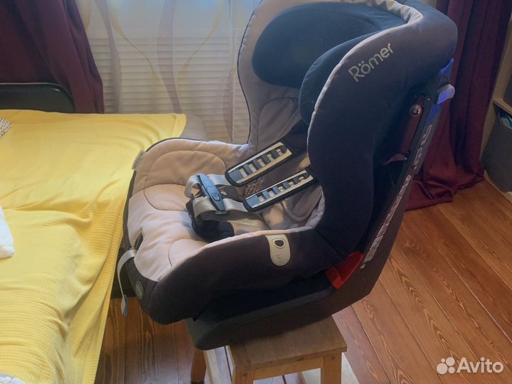 Детское автокресло britax romer