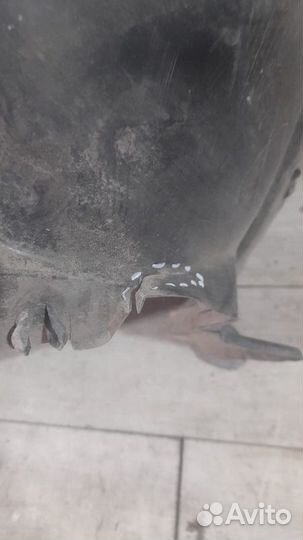 Подкрылок передний левый Renault Logan С 2009 По