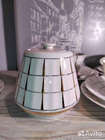 Вербилки 1951 год. Сервиз чайный Золотая клетка