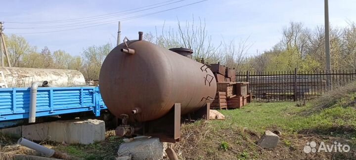 Емкость металлическая бу