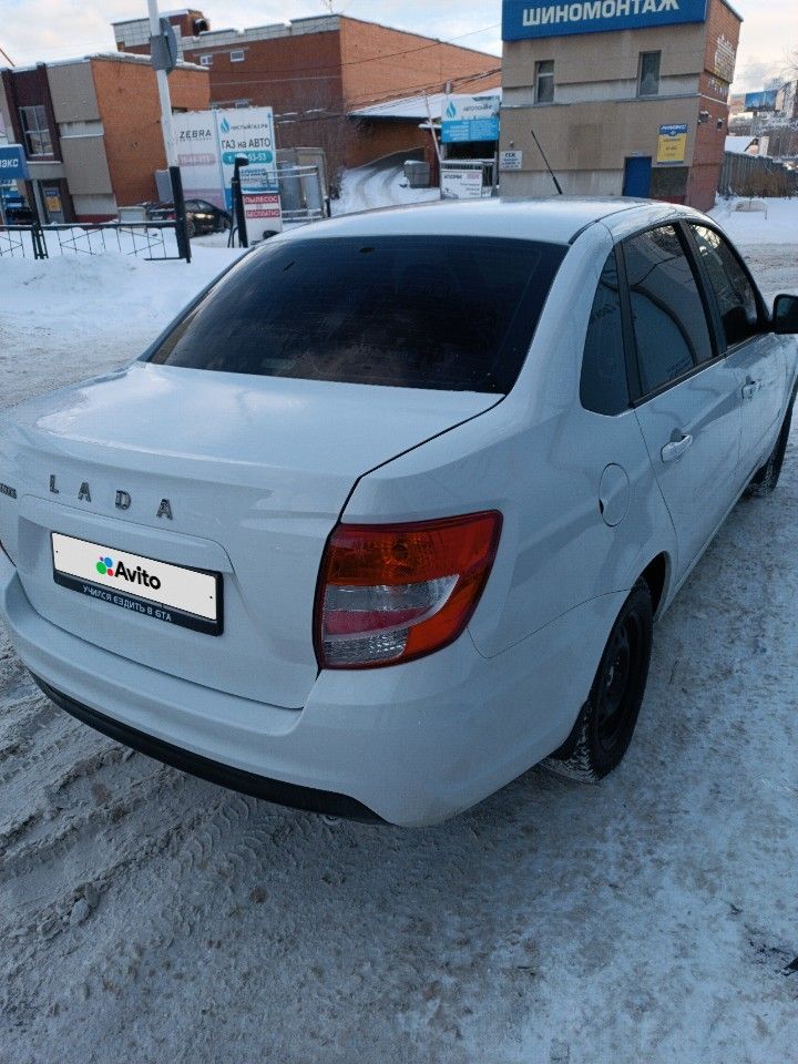 ВАЗ (LADA) Granta: фото владельца