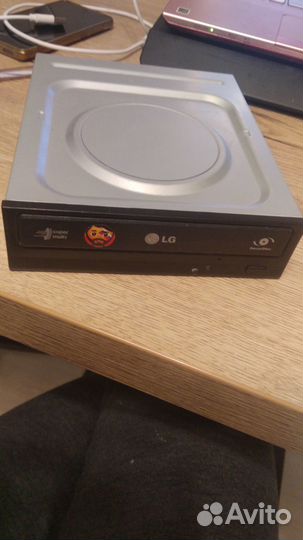 DVD привод LG SATA