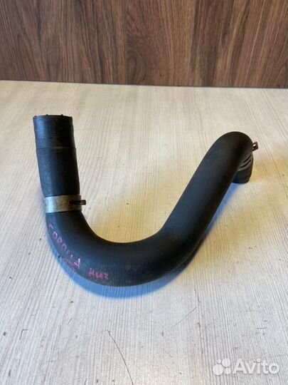 Патрубок радиатора Toyota Corolla 180 1ZR-FE 2013