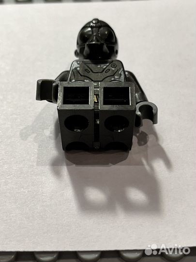 Фигурка lego RA-7 Protocol Droid (Pearl Dark Gray)