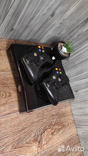 Xbox 360 Freeboot 70игр 2геймпада