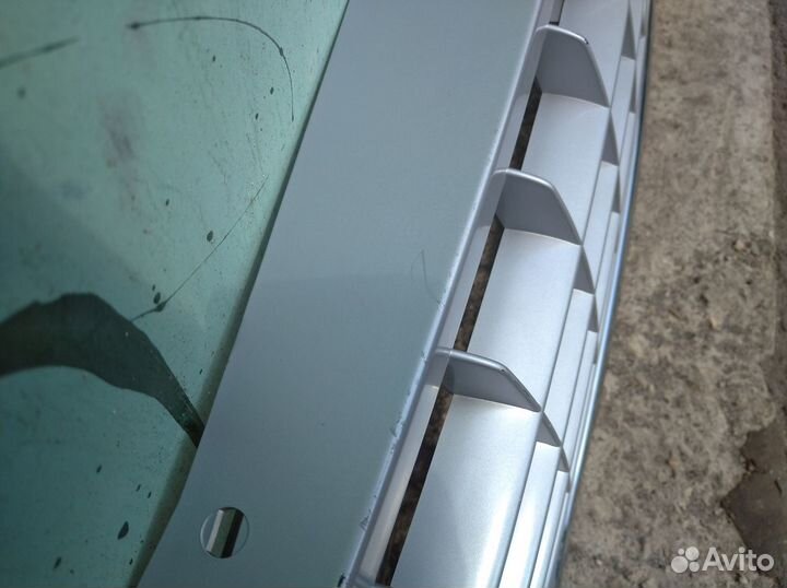 Решетка радиатора Ford Explorer 2001-2005