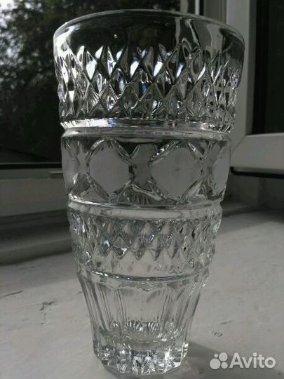 Ваза хрустальная