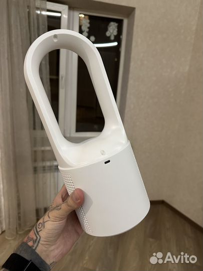 Настольный безлопастный вентилятор