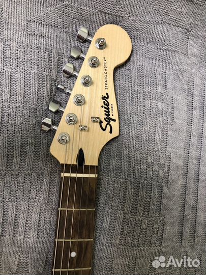 Электрогитара с комбиком бу