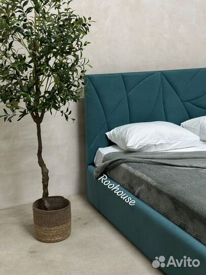 Кровать двуспальная