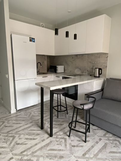 2-к. квартира, 41 м², 8/16 эт.