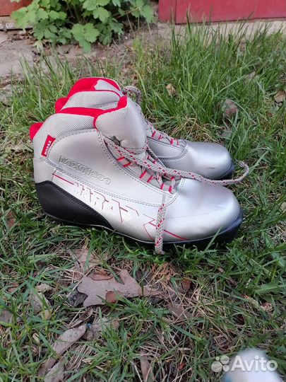 Лыжные ботинки marax