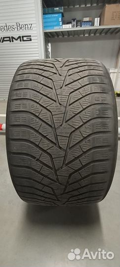 Yokohama BluEarth Winter V905 325/30 R21 V