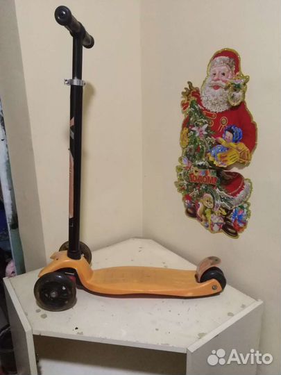 Самокат детский трехколесный