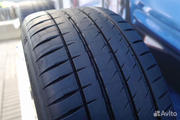 Michelin Pilot Sport 4 SUV 225/55 R19 99V