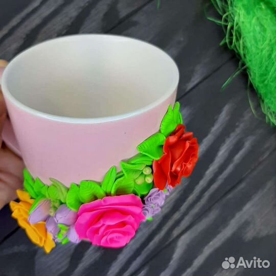 Цветы лучший подарок у вас на столе