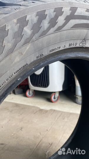 Yokohama Ice Guard Stud IG55 255/55 R18 109T