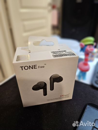 Беспроводные наушники LG tone free