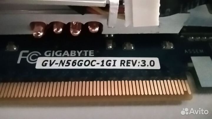 Видеокарта Windforce Gigabyte GTX 560