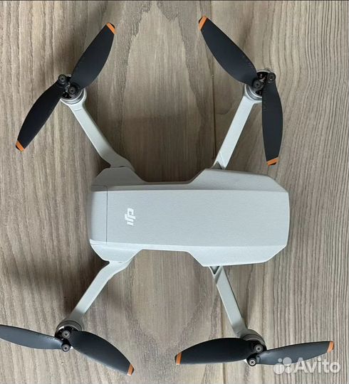 Квадрокоптер DJI mini 2 fly more combo