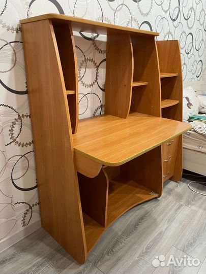 Письменный стол бу