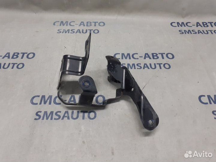 Кронштейн насоса гур Volvo S60 С60 1.6T 2014-2017