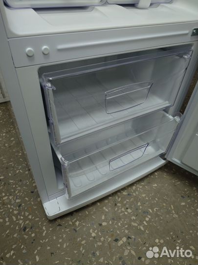 Холодильник новый