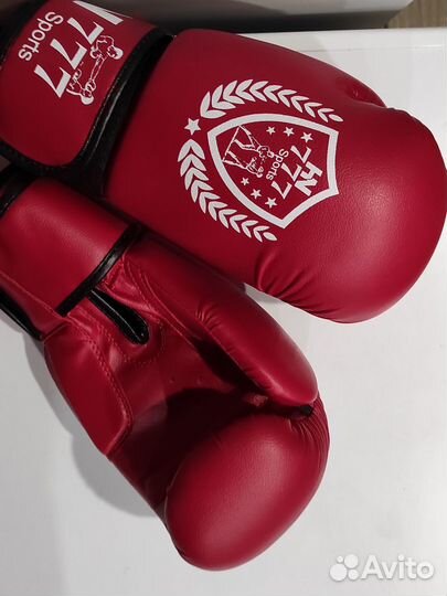 Боксерские перчатки venum, top 10,12,14,16oz новые