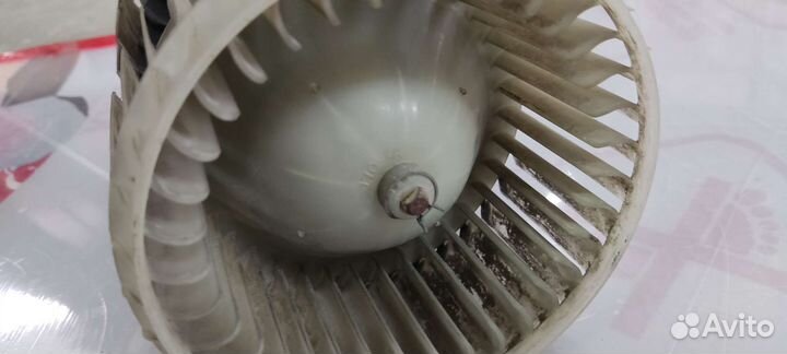 Моторчик печки Audi A8 D4