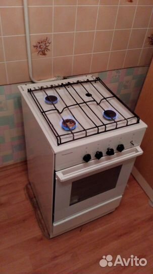 Газовая 4х конфорочная плита 