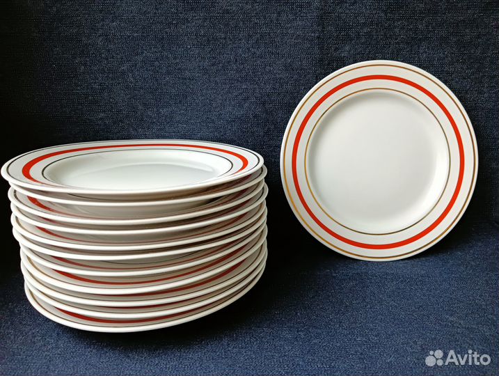 Тарелки, селедочницы, вазы