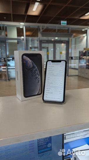 iPhone Xr, 64 ГБ