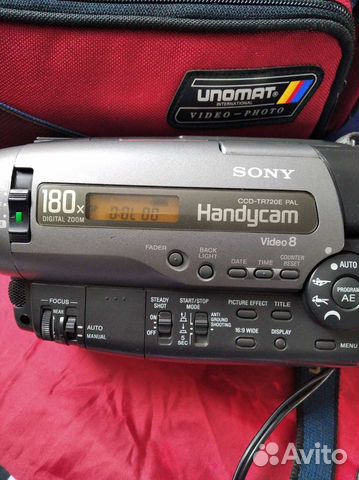 Видеокамера sony handycam CCD-TR720E