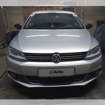 Volkswagen Jetta 1.6 MT, 2014, 171 000 км, с пробегом, цена 1 070 000 руб.