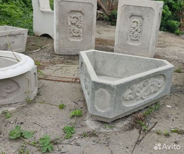 Вазон уличный