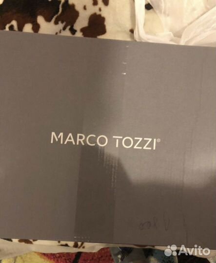 Женская одежда и обувь