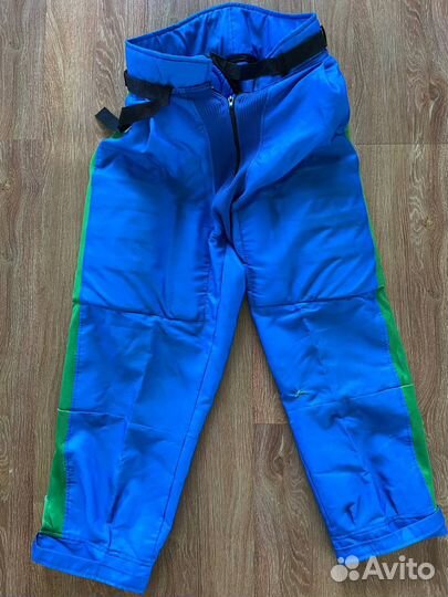 Бриджи для хоккея с мячом