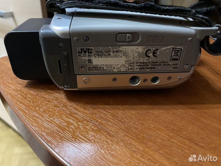 Видеокамера ivc GR-D340E